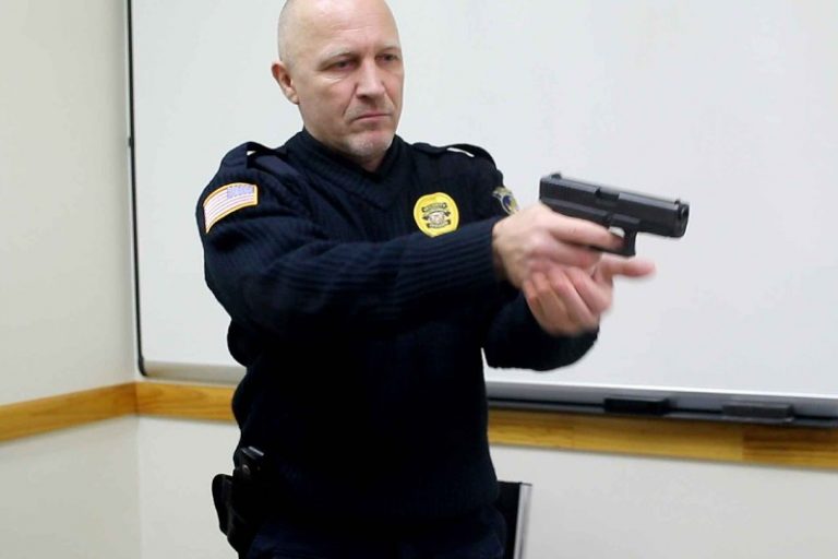 How Guns and Rifles Help Security Guards