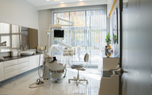 A Guide to Emergency Dental Services in Singapore: Why Choosing a Dentist in Orchard Matters